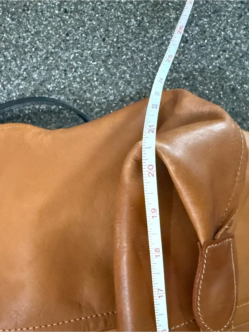 Old Trend Everyday Brown Leather Shoulder Bag with Black Straps